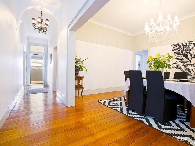 1 Matthews Street, Carramar NSW 2163