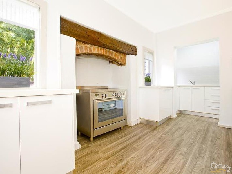 1 Matthews Street, Carramar NSW 2163