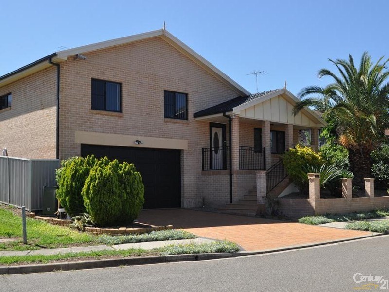 91 Tallowood Crescent, Bossley Park NSW 2176