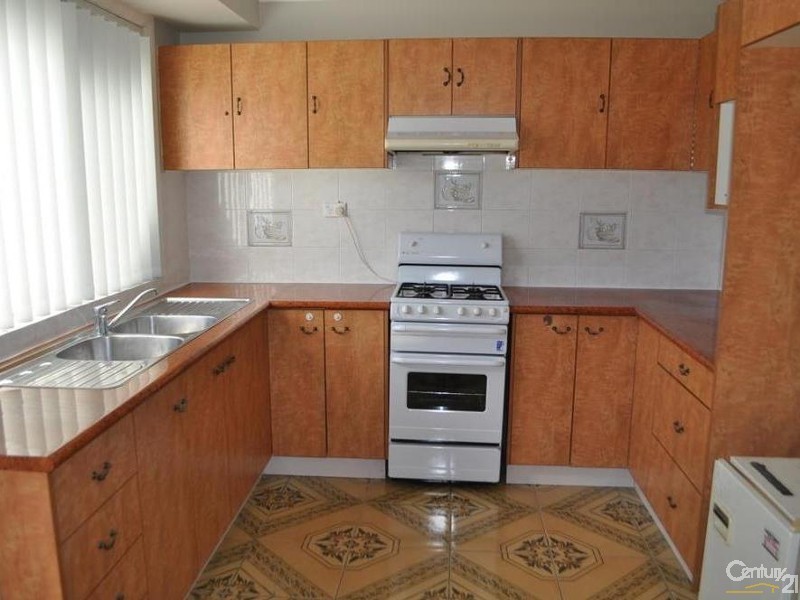 8 Wellard Place, Bonnyrigg NSW 2177