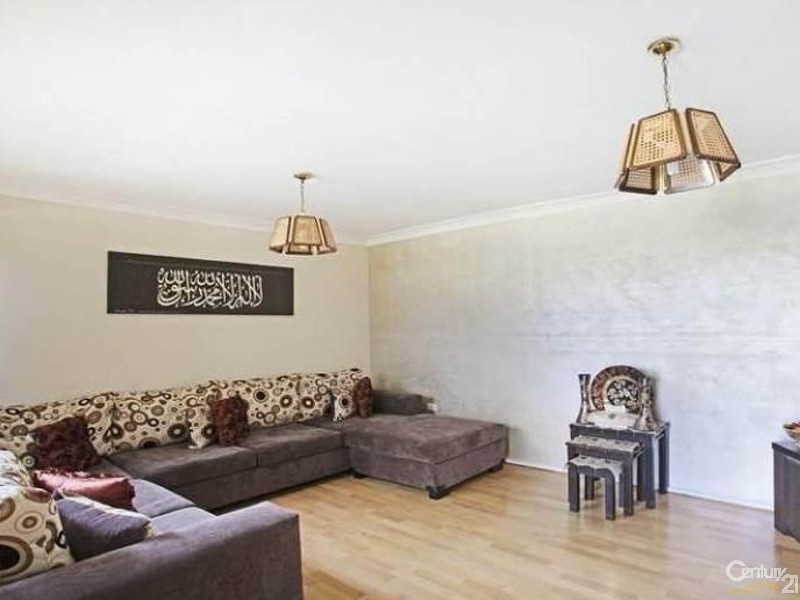 64 Kearns Avenue, Kearns NSW 2558