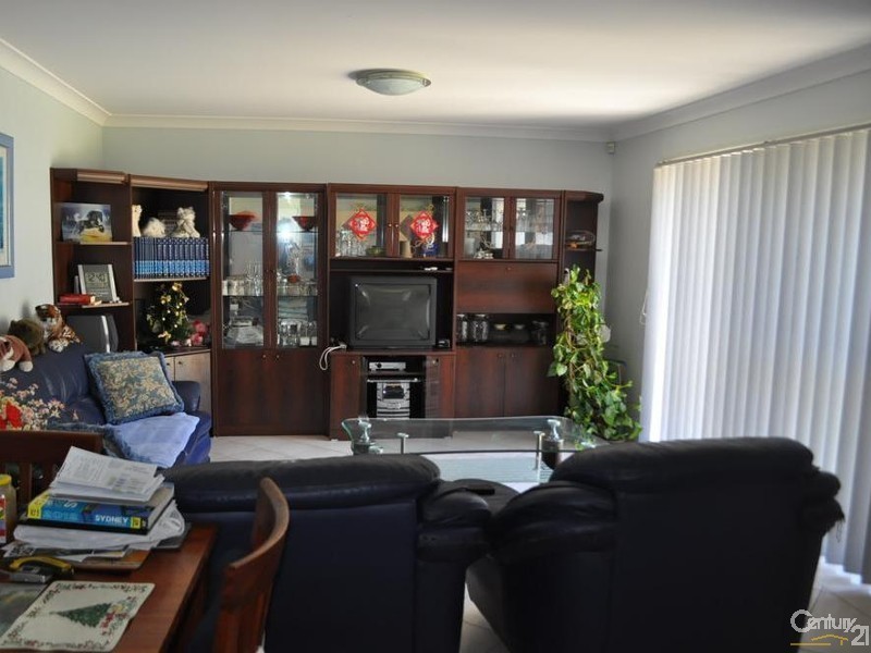 9 Louise Place, Bonnyrigg NSW 2177