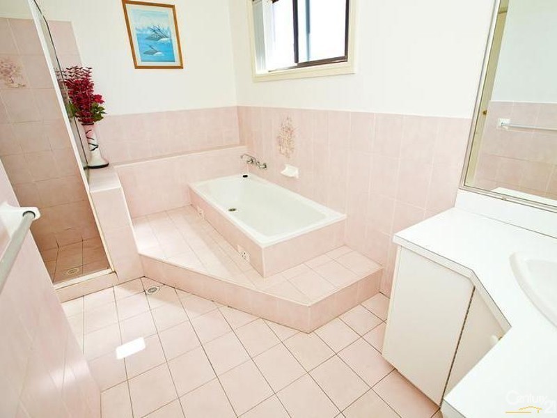 34 Dashmere Street, Bossley Park NSW 2176