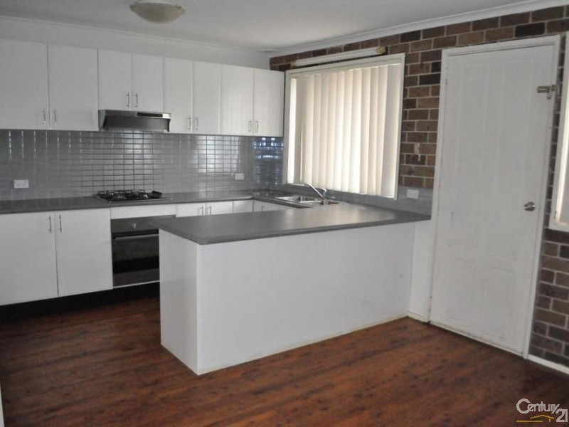 2 Myora place, Green Valley NSW 2168