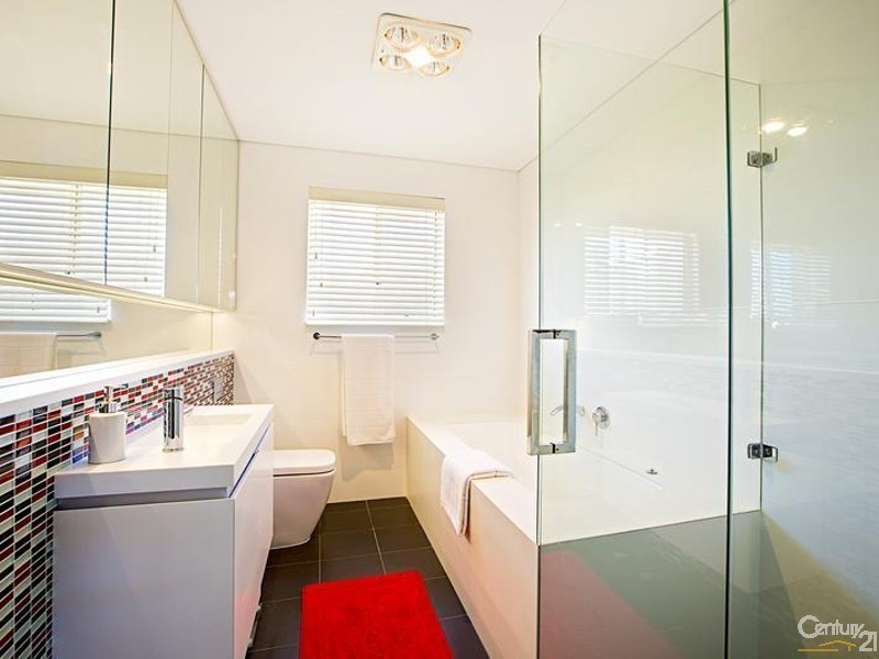 20 Snowden Close, Cecil Hills NSW 2171