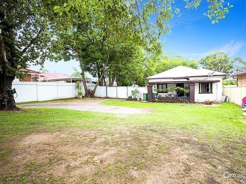 9 Haig Street, Mount Pritchard NSW 2170