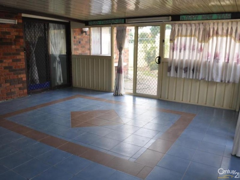 14 Diamond Cres, Bonnyrigg Heights NSW 2177