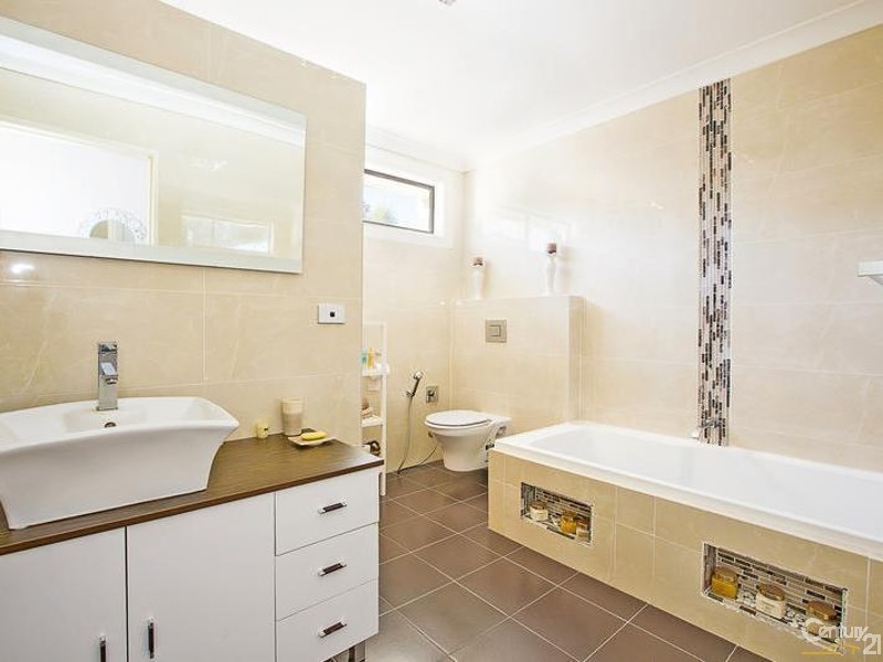 4 Sidon Place, Mount Pritchard NSW 2170