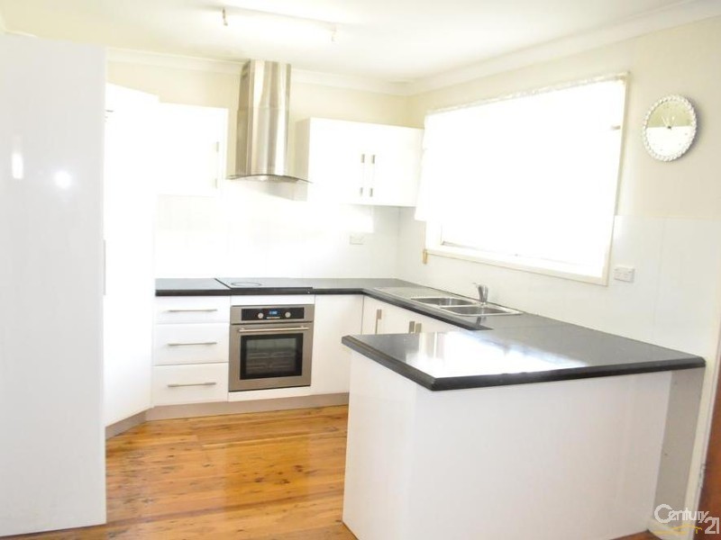 54 Palmerston Road, Fairfield West NSW 2165