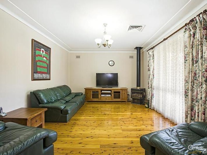 10 Welling Place, Mount Pritchard NSW 2170