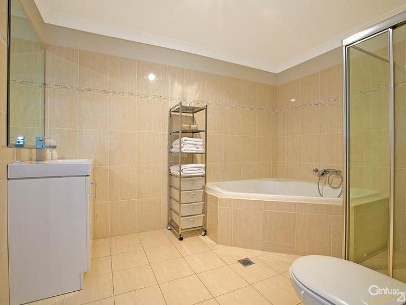 21B South Pacific Avenue, Mount Pritchard NSW 2170