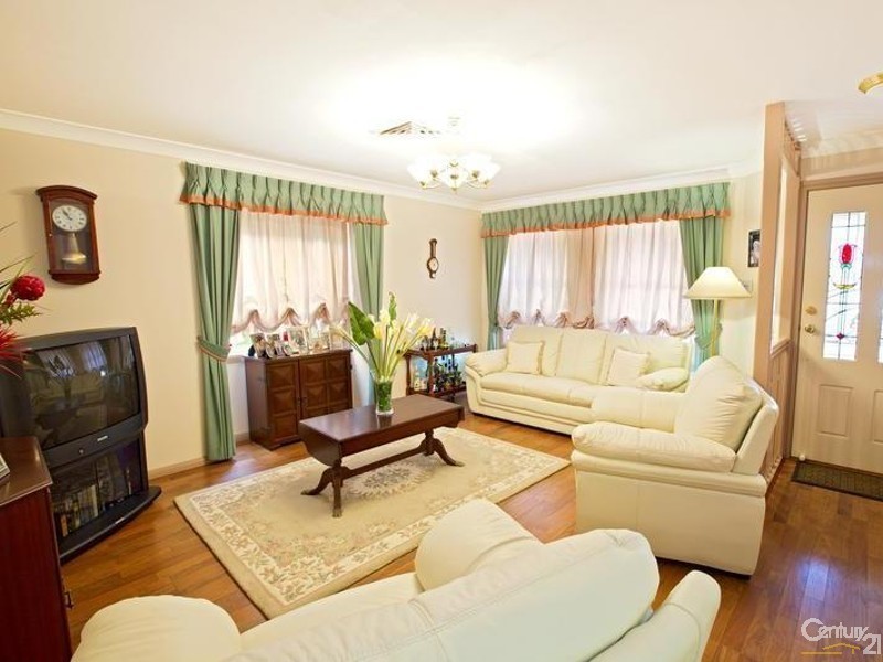 3 Anne Place, Cecil Hills NSW 2171