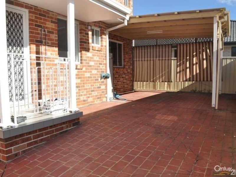 Edensor Park NSW 2176
