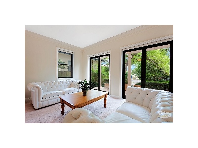 8 The Boulevarde, Cheltenham NSW 2119