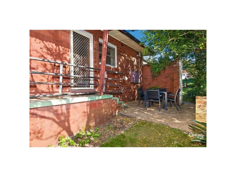 8 Carlisle Cr, Beecroft NSW 2119