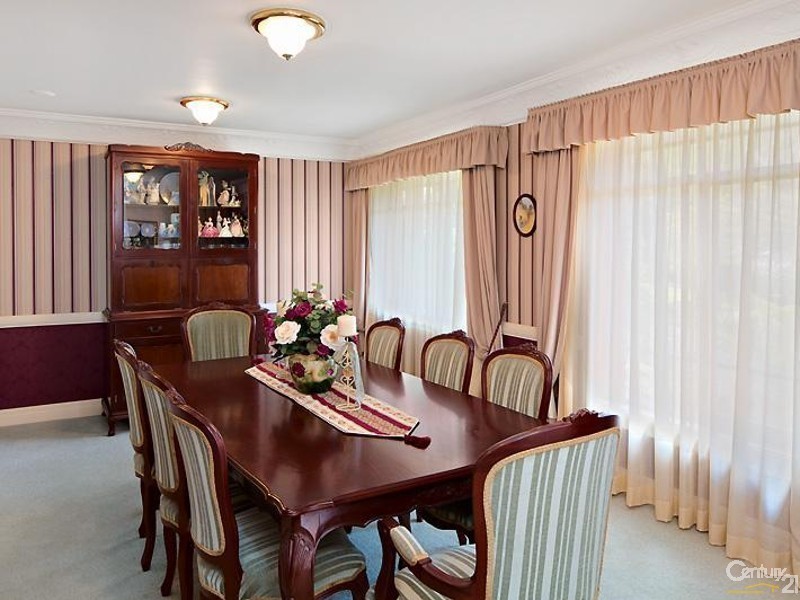 3 Argyll Pl, Cheltenham NSW 2119