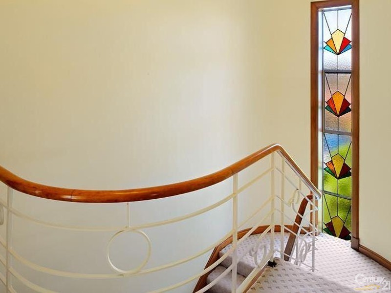 24 Cheltenham Rd, Cheltenham NSW 2119