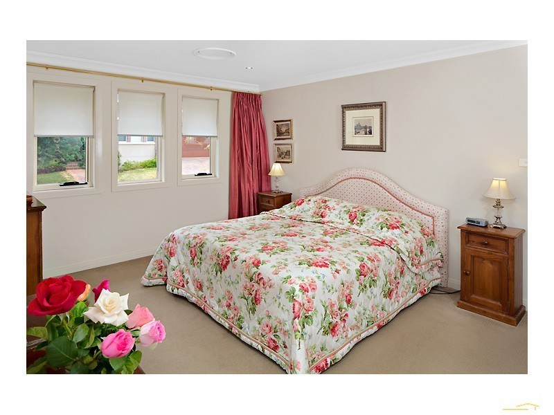 10 Lloyd Wright Way, Beecroft NSW 2119