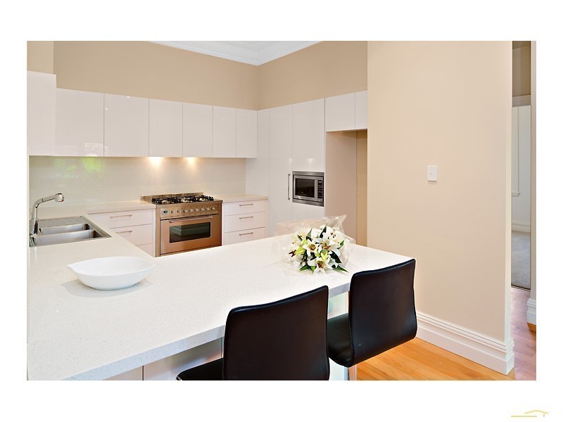 37 Boronia Ave, Cheltenham NSW 2119