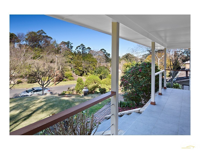 10 Gum Grove Pl, West Pennant Hills NSW 2125