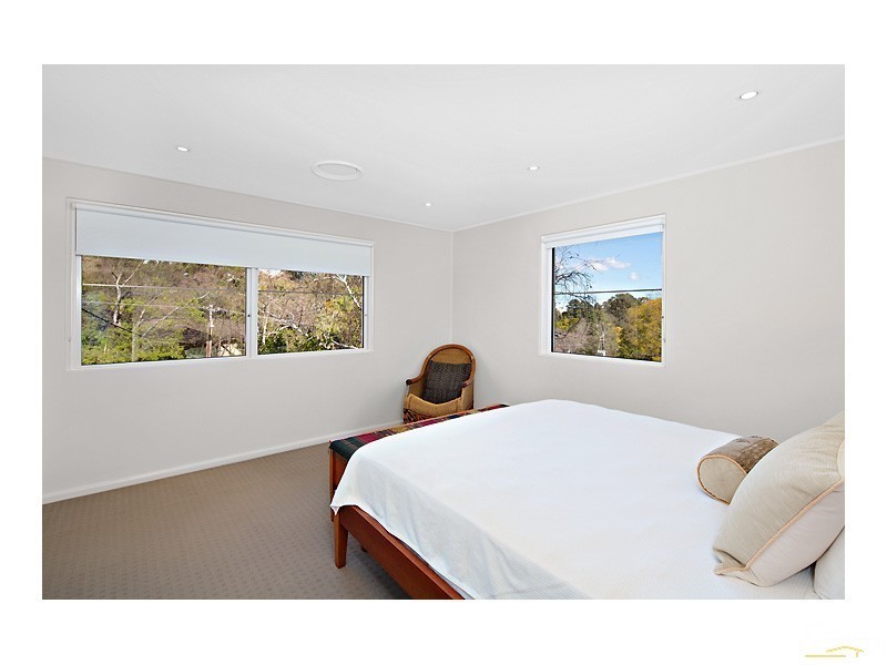 10 Gum Grove Pl, West Pennant Hills NSW 2125