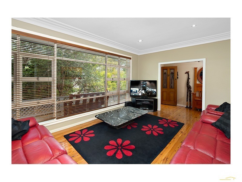 7 Attunga Ave, West Pennant Hills NSW 2125