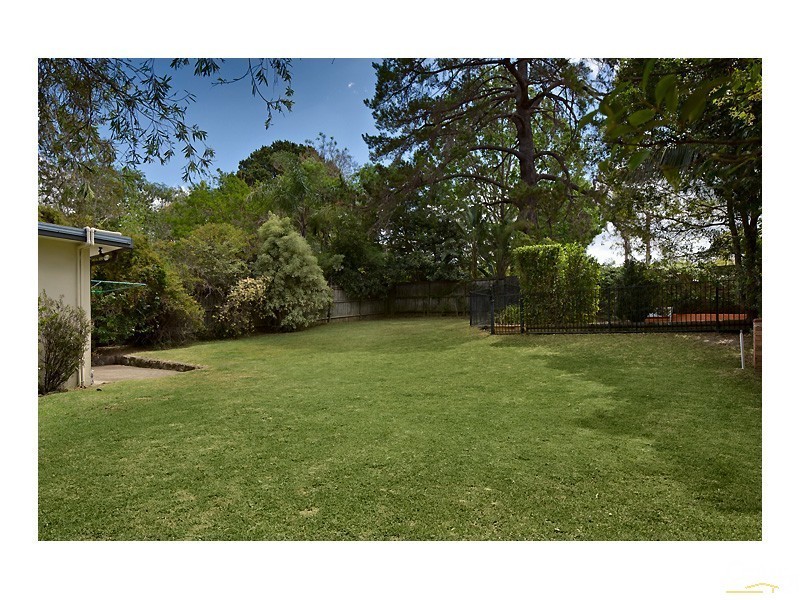 7 Attunga Ave, West Pennant Hills NSW 2125
