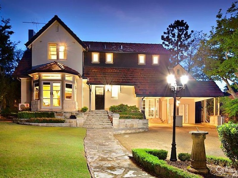 90 The Crescent, Cheltenham NSW 2119