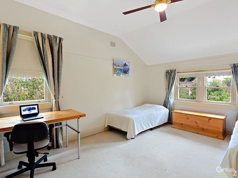 90 The Crescent, Cheltenham NSW 2119