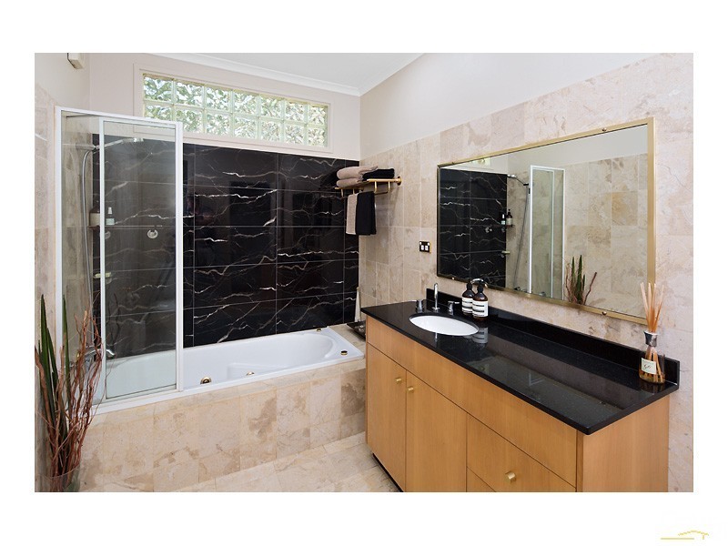 16 Oaklands Avenue, Beecroft NSW 2119