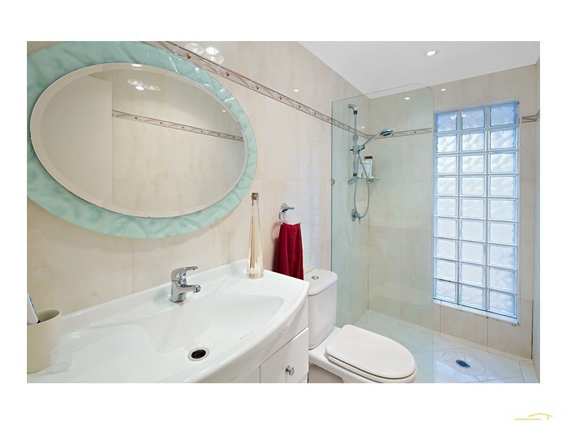 8 Berenbel Pl, Westleigh NSW 2120