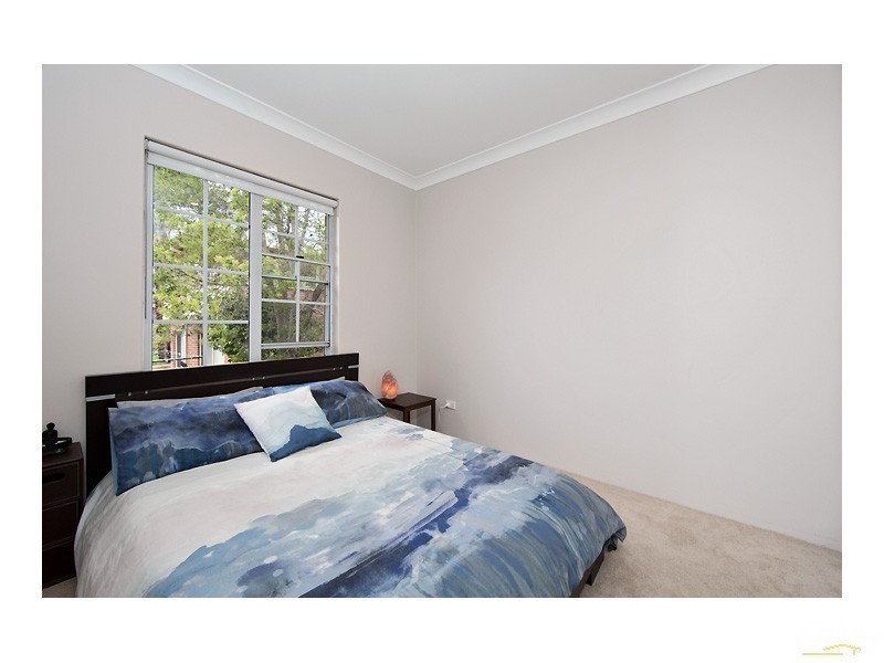 8/17 Leo Rd, Pennant Hills NSW 2120