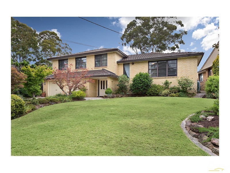 17 Greenhaven Dr, Pennant Hills NSW 2120