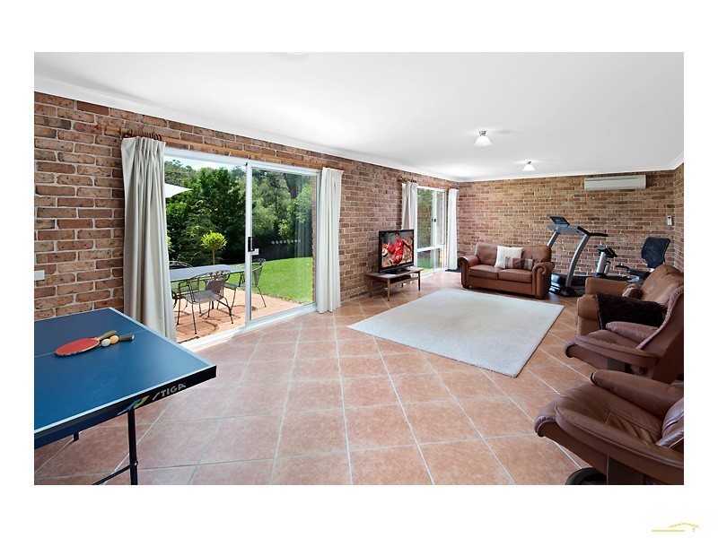 6 Jade Place, West Pennant Hills NSW 2125