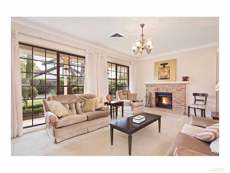 7 Cornhill Pl, Cherrybrook NSW 2126