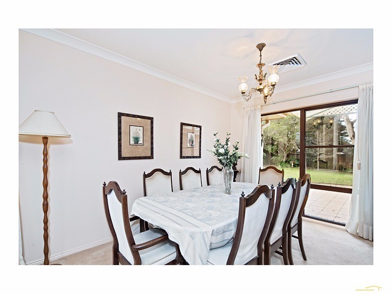 7 Cornhill Pl, Cherrybrook NSW 2126