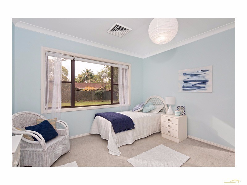 7 Cornhill Pl, Cherrybrook NSW 2126