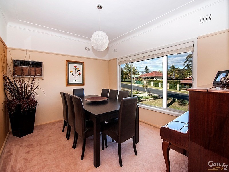 6 Sandakan Road, Revesby Heights NSW 2212
