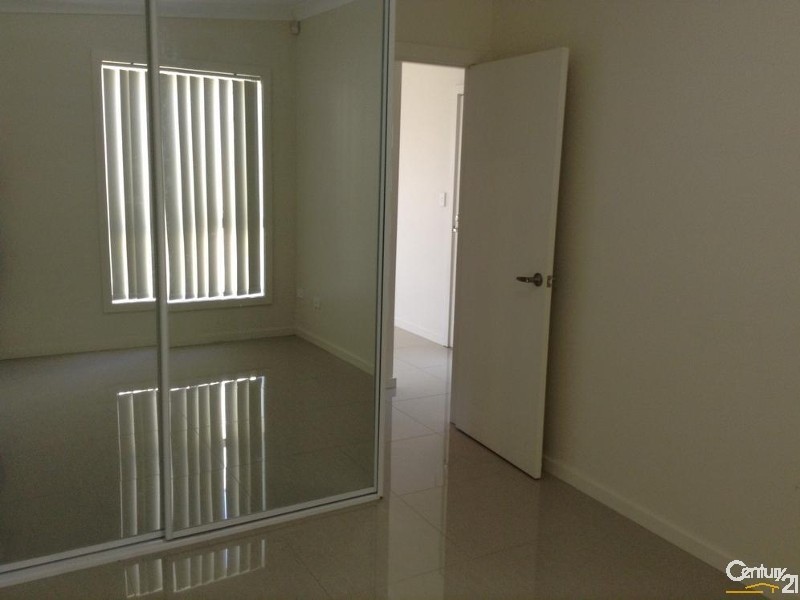 2a Randolph Street, Campbelltown NSW 2560