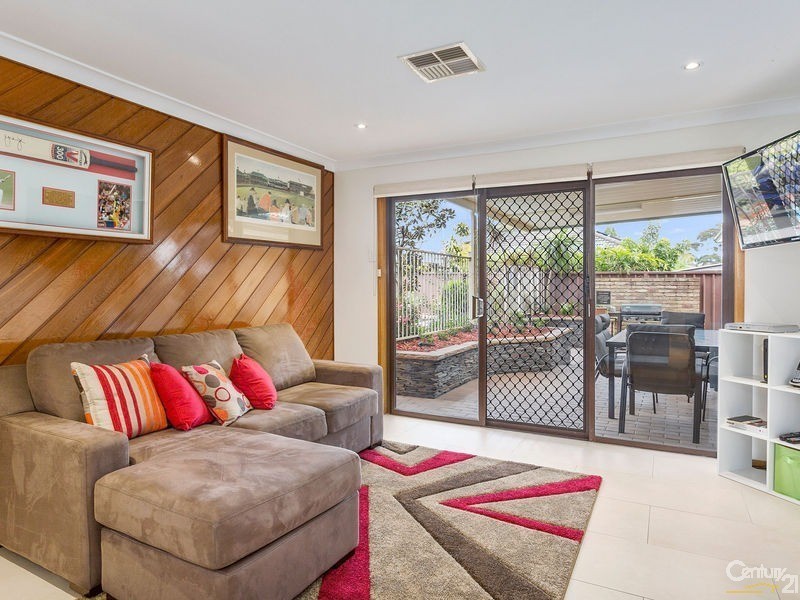 29 Windermere Crescent, Panania NSW 2213