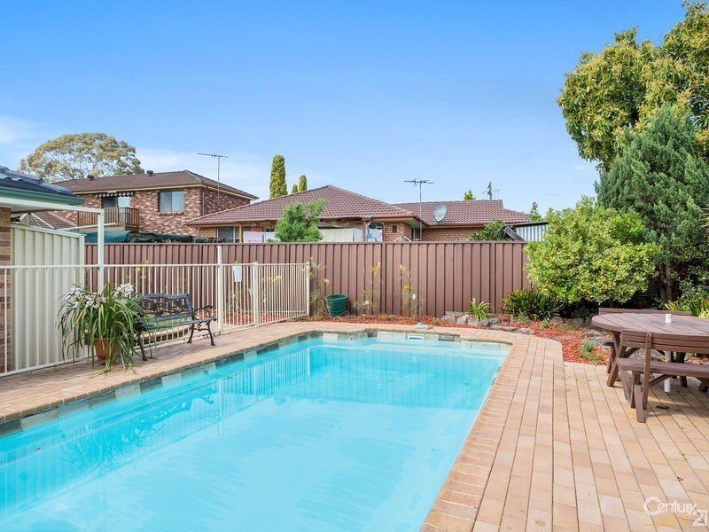 29 Windermere Crescent, Panania NSW 2213