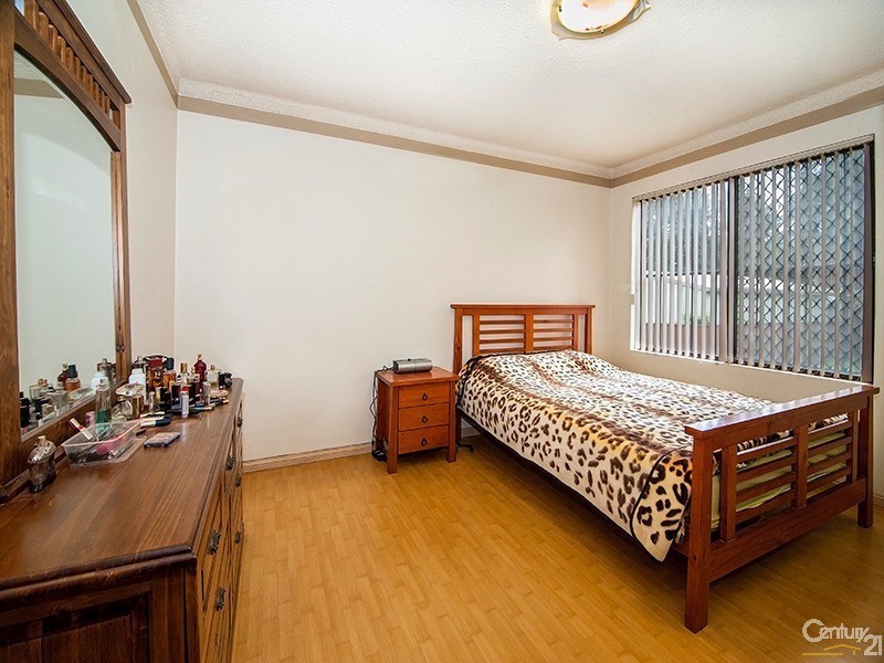 2/8-12 Hixson Street, Bankstown NSW 2200