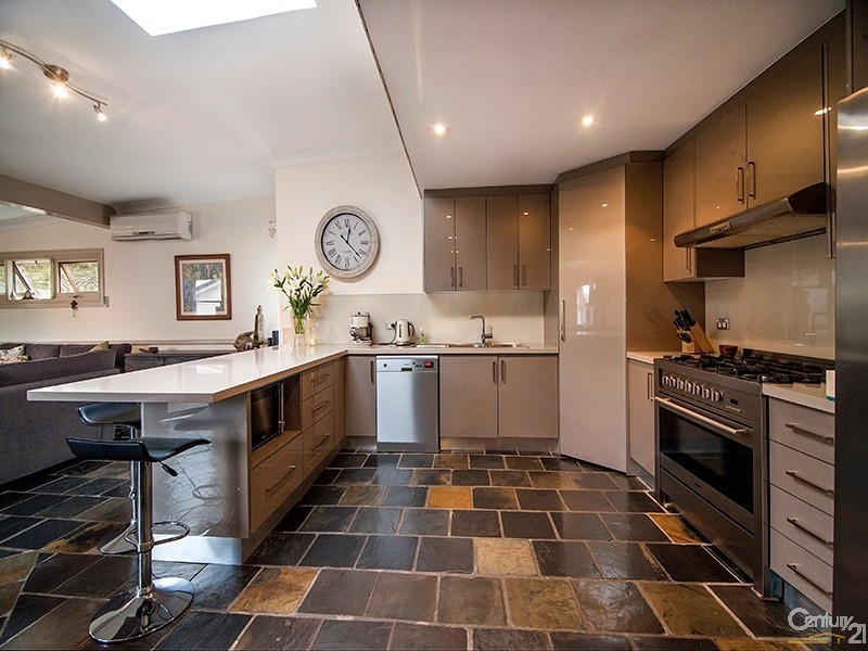 8 Dinora Street, Belmore NSW 2192