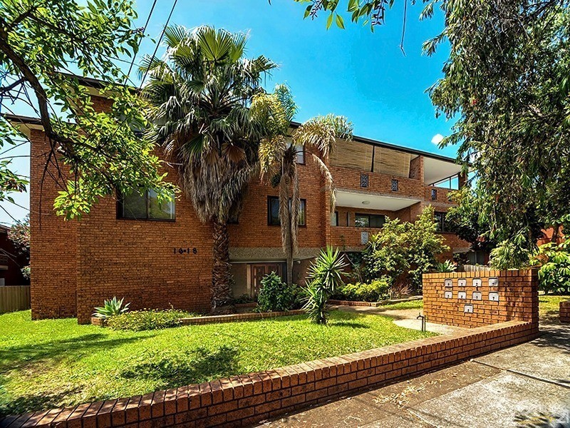 5/16-18 Gould Street, Campsie NSW 2194