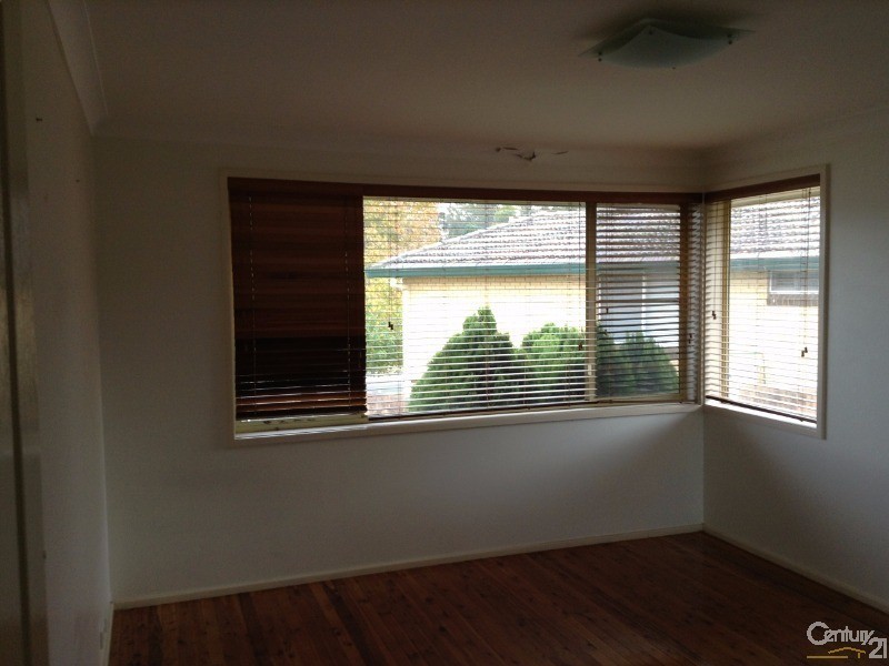 2 Dell Place, Georges Hall NSW 2198