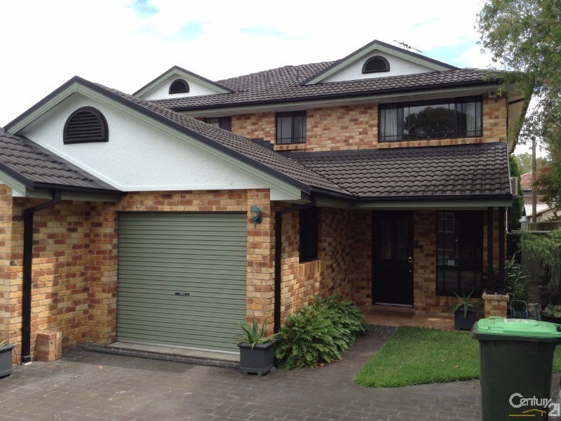 24 Donald Street, Picnic Point NSW 2213