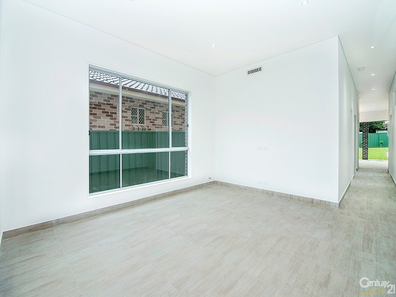 136a Picnic Point Road, Picnic Point NSW 2213