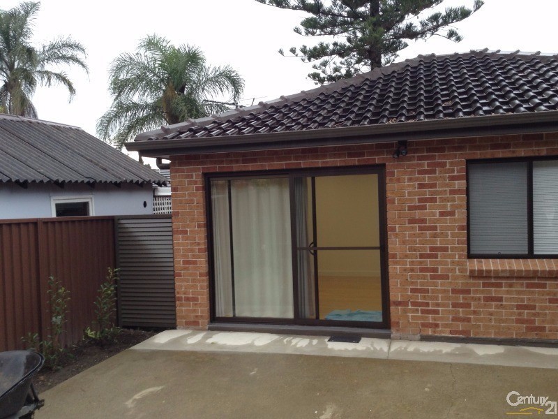 1/77 Beaconsfield Street, Revesby NSW 2212