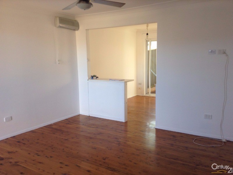 17/4 Dotterel Place, Ingleburn NSW 2565