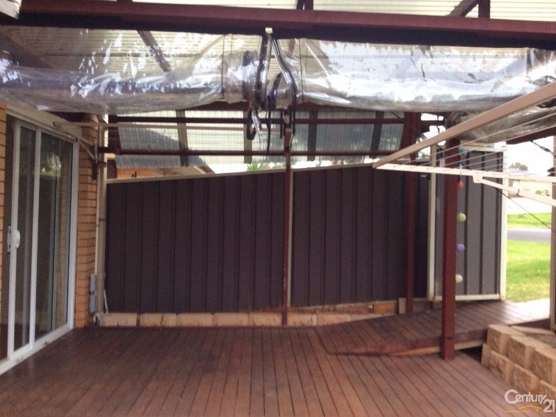 17/4 Dotterel Place, Ingleburn NSW 2565